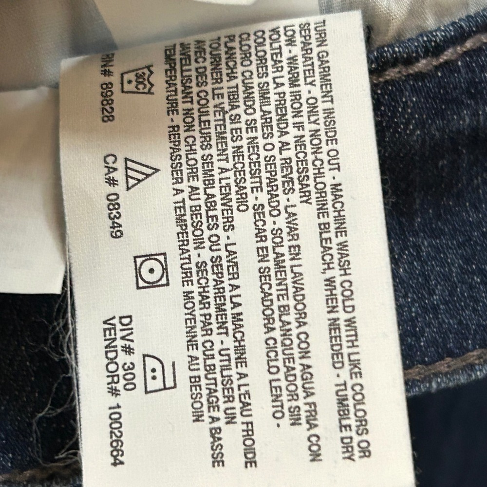 Gloria Vanderbilt Amanda Classic Fit Tapered Jeans Dark Wash Blue 10 Long NEW - Picture 14 of 15